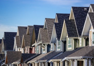 The lot of home with modern roofing at Aurora ON